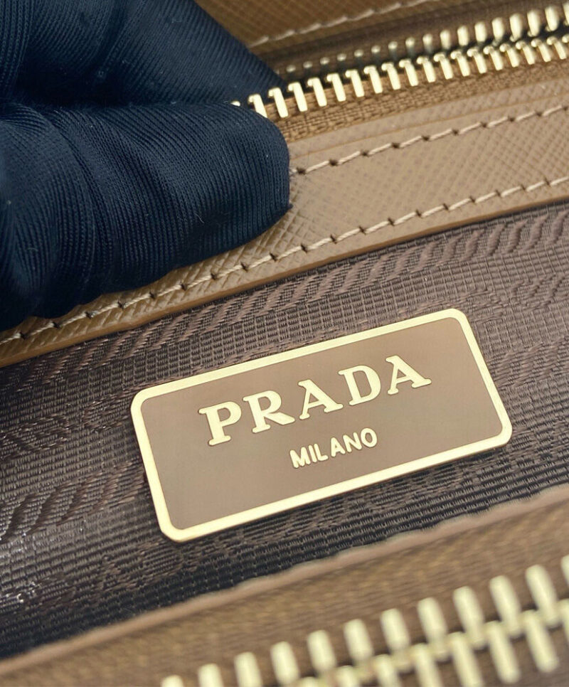 Prada Small Prada Galleria Saffiano Leather bag 1BA896